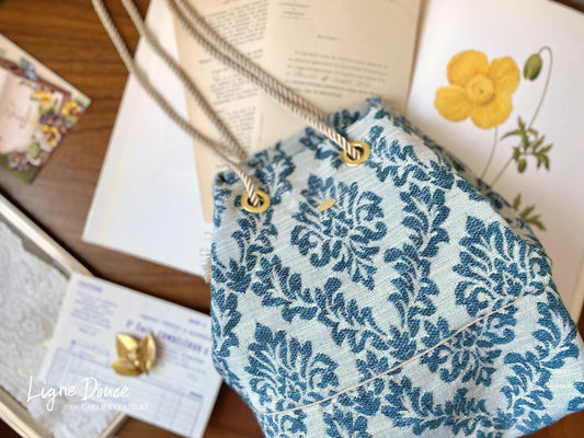 【ご予約専用ページ】イタリア製ジャガードのアイレットバック【ダマスク柄・ブルー】