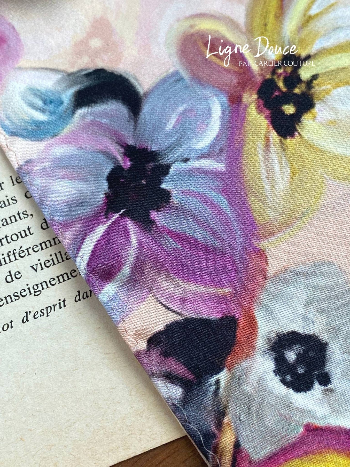 【即納品】イタリア生地・日本製スカーフ【ブーケピンク・2サイズ】