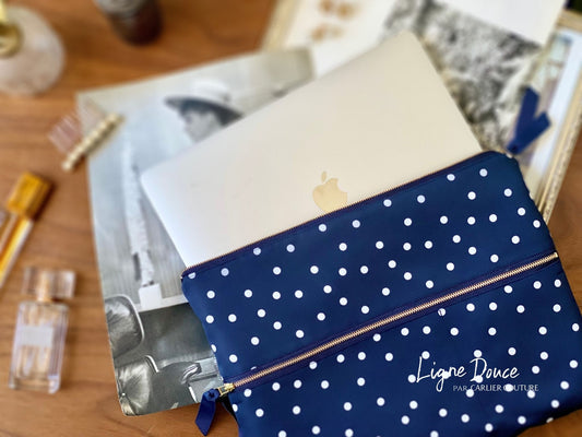 【ご予約専用ページ】日本製ランダムドットのパソコンスリーブ・iPadスリーブ【ネイビー】