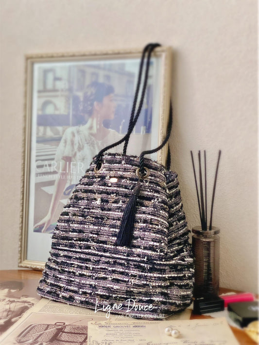 【ご予約専用ページ】フランス製ミックスツイードのアイレットバック【ブラック x ホワイト】