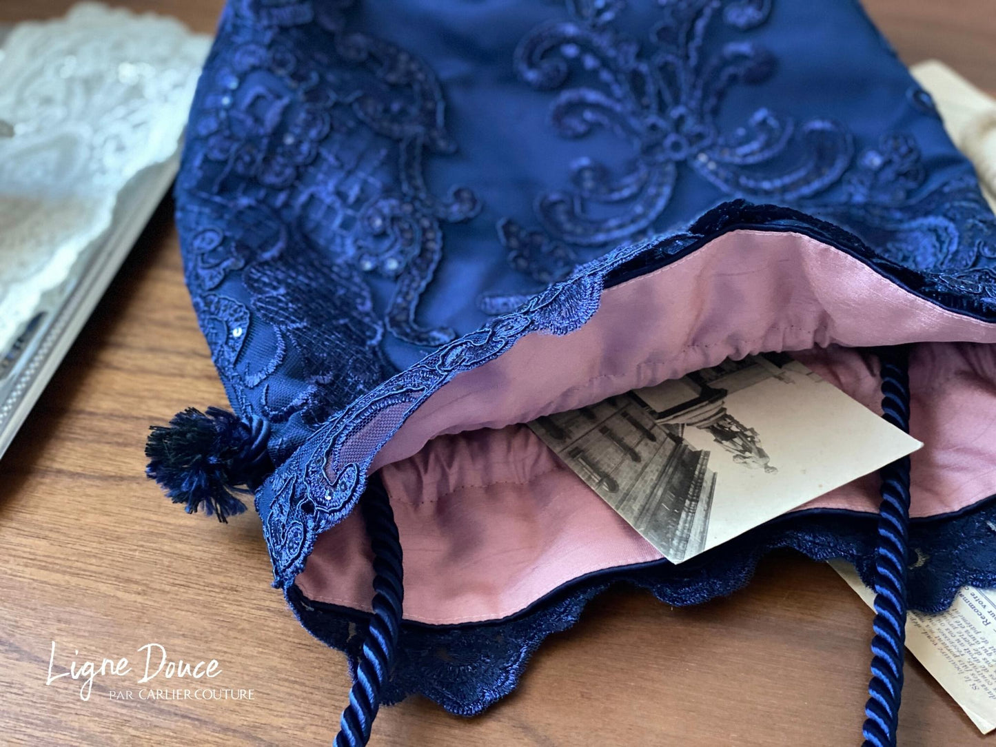 [Livraison instantanée] Drost anneau dos perle broderie dentelle [Marine/2 voies]